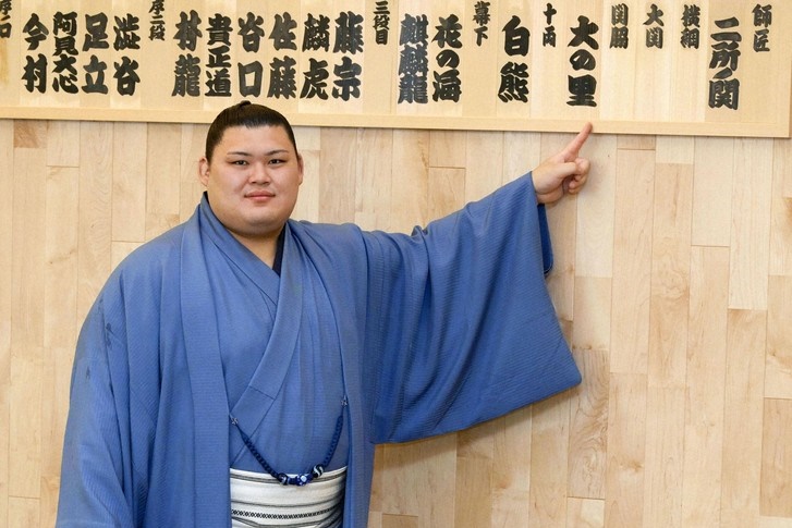 Onosato przygotowuje się do debiutu jako&nbsp;sekiwake