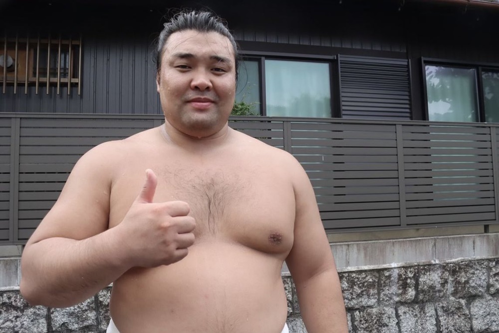 Kirishima celuje w 3&nbsp;yusho