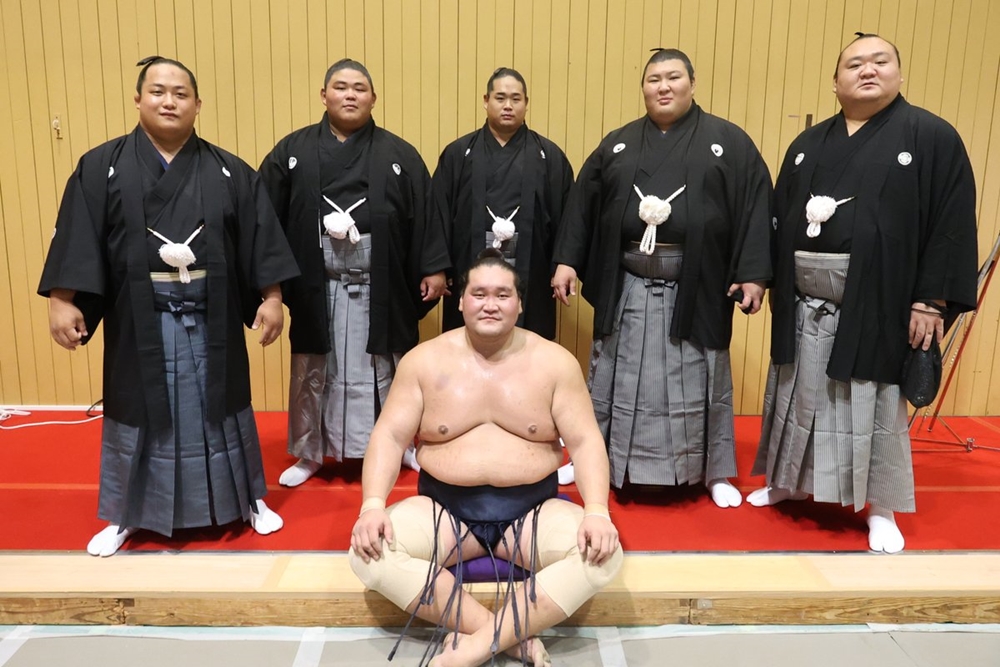 Yokozuna Terunofuji z 10.&nbsp;yusho
