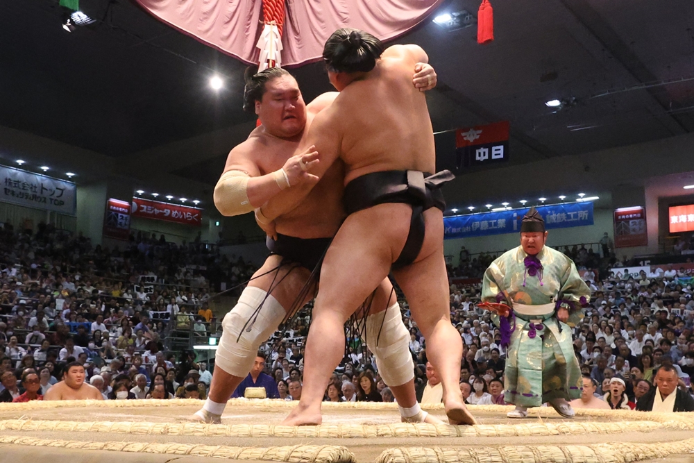 Yokozuna wygrywa po raz&nbsp;trzeci