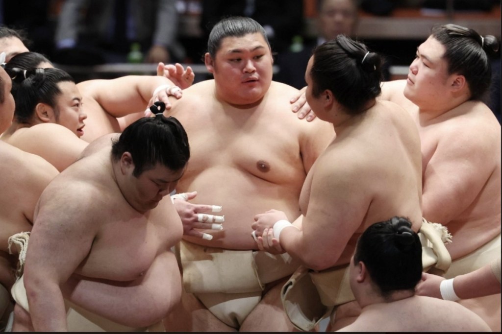 Onosato wycofał się z&nbsp;Jungyo