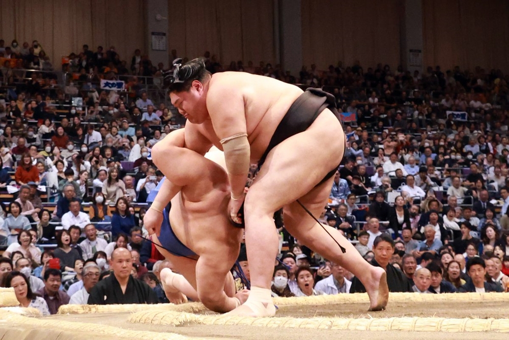 Pierwsza porażka Shin&nbsp;Ozeki