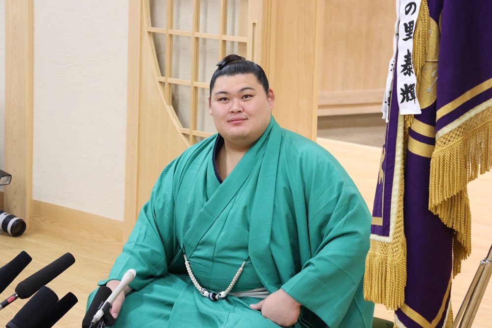 Ōnosato – niepewny start w Hatsu Bashō