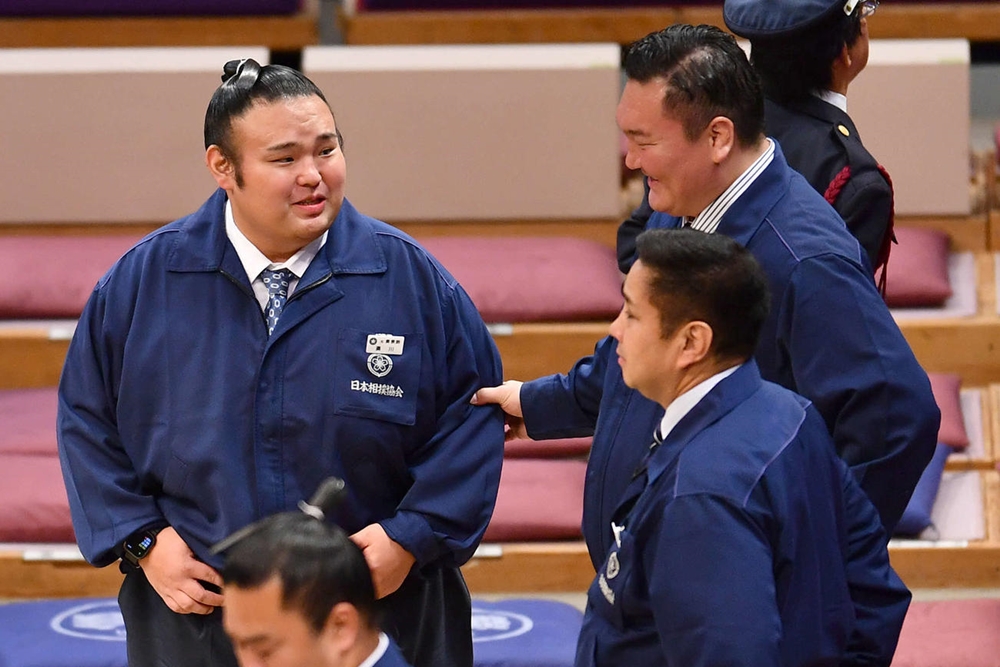 Takakeisho zastąpi Hakuho